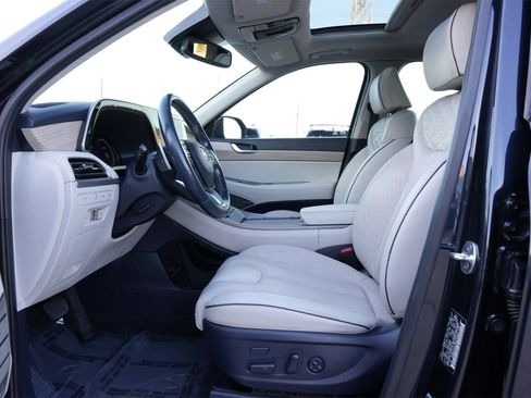 Used 2021 Hyundai Palisade Limited image 15