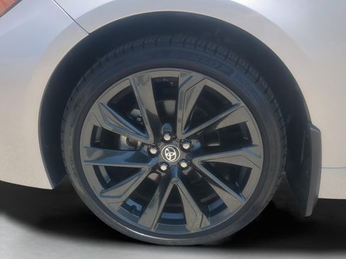 Used 2025 Toyota Corolla SE FWD image 25