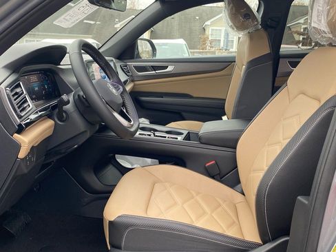 New 2026 Volkswagen Atlas Cross Sport SE image 7