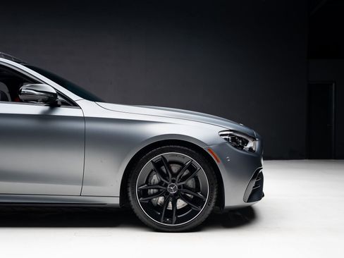 Used 2022 Mercedes-Benz E 53 AMG 4MATIC Sedan image 41