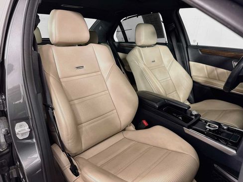 Used 2014 Mercedes-Benz E 63 AMG 4MATIC Sedan image 27