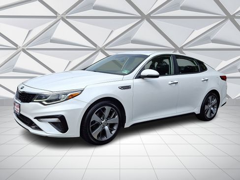Used 2019 Kia Optima S image 5