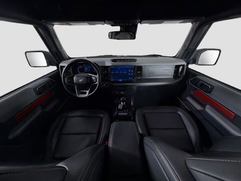 Used 2022 Ford Bronco Badlands w/ Sasquatch Package image 9