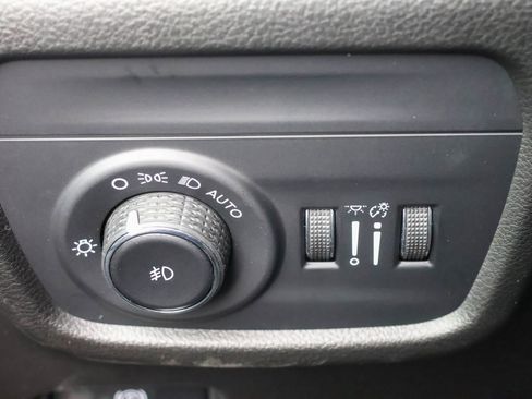 New 2026 Jeep Grand Cherokee Limited image 32