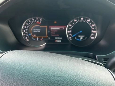 Used 2017 Ford Explorer Platinum AWD/4WD image 32