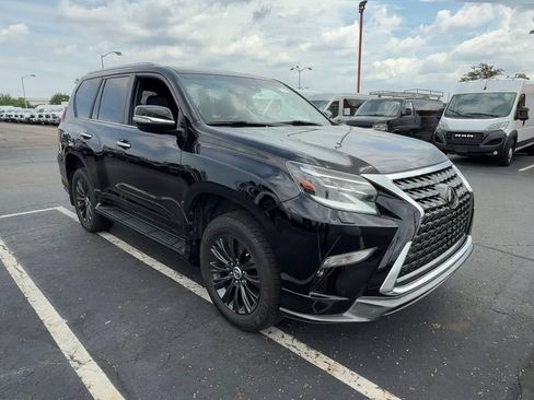 Used 2022 Lexus GX 460 Premium w/ Accessory Package AWD/4WD image 2