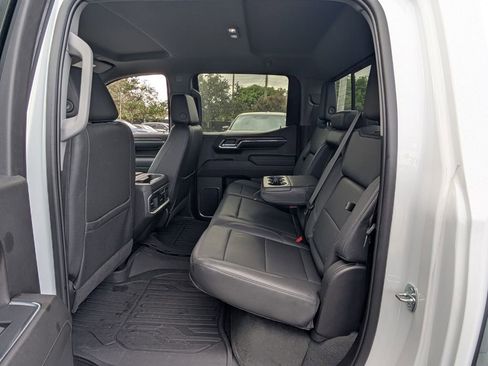 Used 2023 GMC Sierra 1500 SLT w/ SLT Premium Plus Package image 12