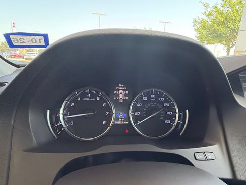 Used 2020 Acura MDX FWD image 25
