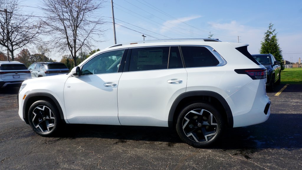 New 2027 Volkswagen Atlas SEL R-Line AWD/4WD image 9