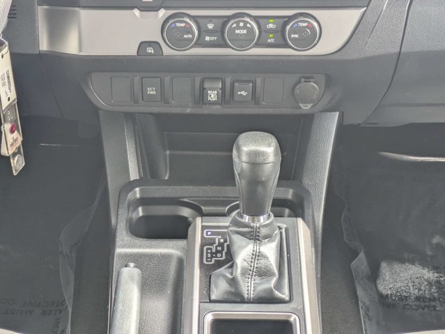 Used 2021 Toyota Tacoma SR5 RWD image 18