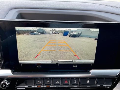 Used 2023 GMC Sierra 1500 SLE RWD image 25