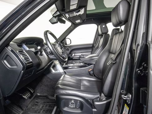 Used 2017 Land Rover Range Rover Supercharged image 9