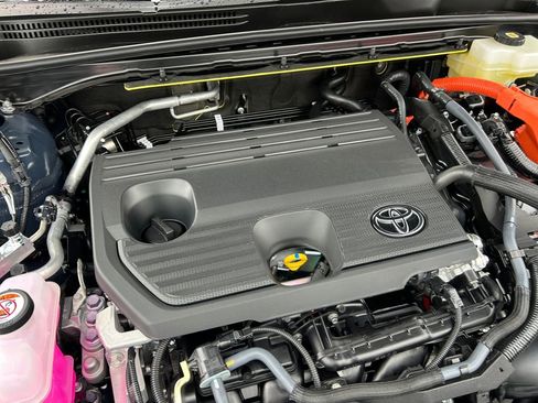 New 2026 Toyota Crown Signia image 30