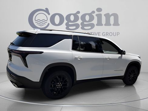 New 2026 Chevrolet Traverse LT w/ Enhanced Driving Package FWD image 5
