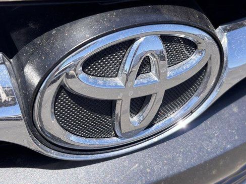 Used 2015 Toyota Camry XLE FWD image 7