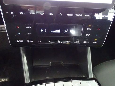 Used 2024 Hyundai Tucson Blue image 12