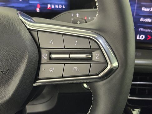 New 2026 Chevrolet Traverse LT w/ Midnight/Sport Edition FWD image 31