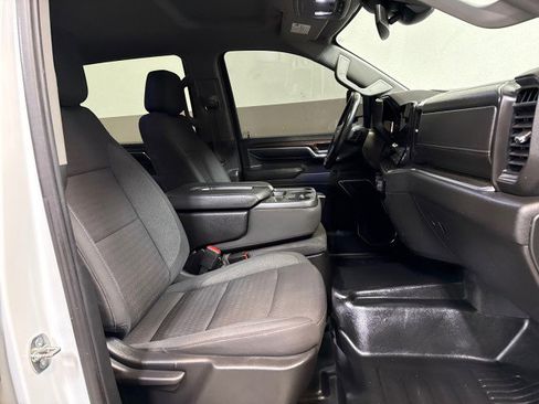 Used 2024 Chevrolet Silverado 2500 LT w/ Convenience Package image 54