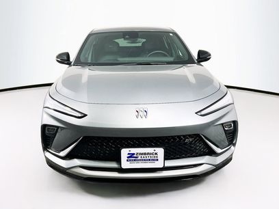 New 2025 Buick Envista Sport Touring w/ Convenience II Package