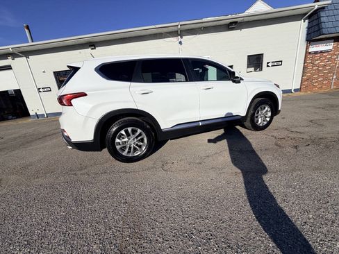 Used 2019 Hyundai Santa Fe SE FWD image 41