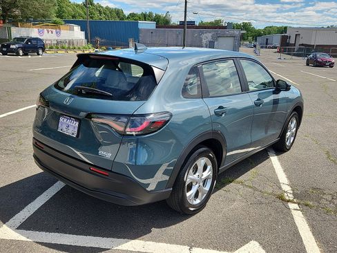 Used 2025 Honda HR-V LX image 6