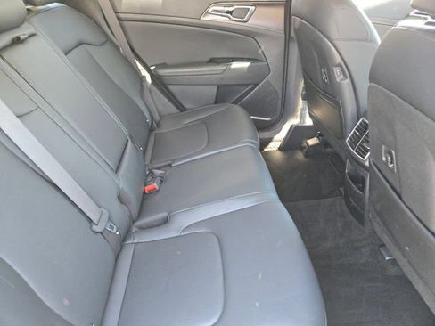 Used 2023 Kia Sportage EX FWD image 14