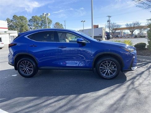 Used 2024 Lexus NX 300h AWD w/ Luxury Package image 9