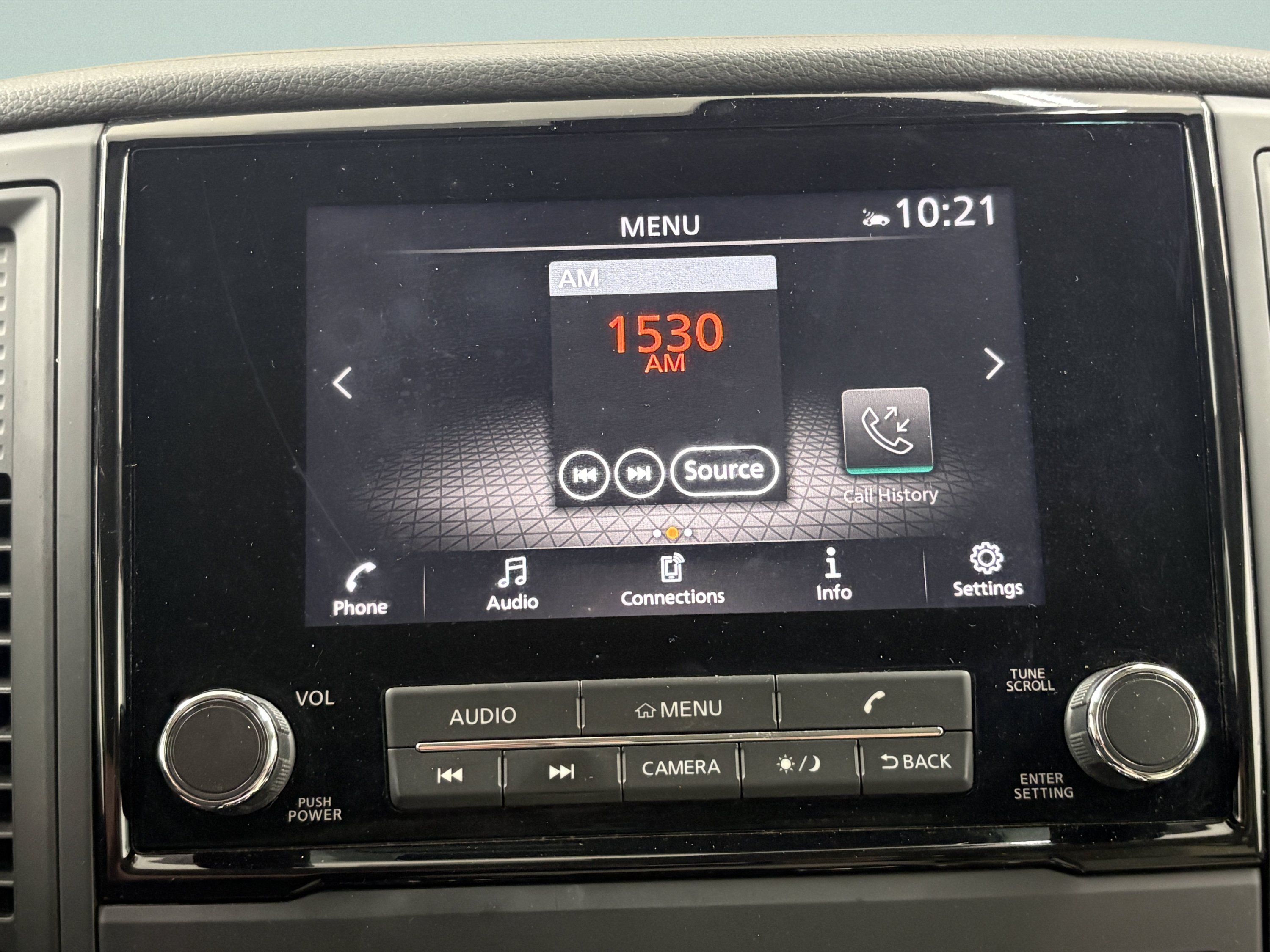 Used 2024 Nissan Titan SV w/ SV Convenience Package AWD/4WD image 14