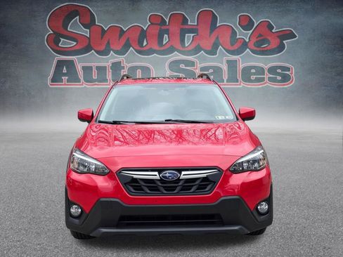 Used 2021 Subaru Crosstrek 2.0i Premium w/ Moonroof Package image 2