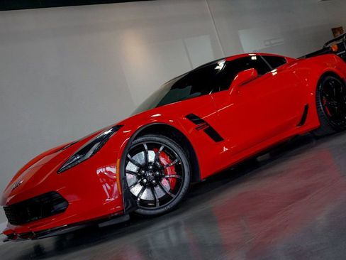 Used 2017 Chevrolet Corvette Grand Sport w/ Z07 Performance Package RWD image 82