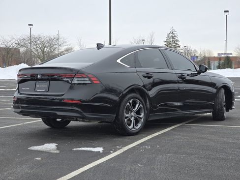 Certified 2023 Honda Accord EX image 18