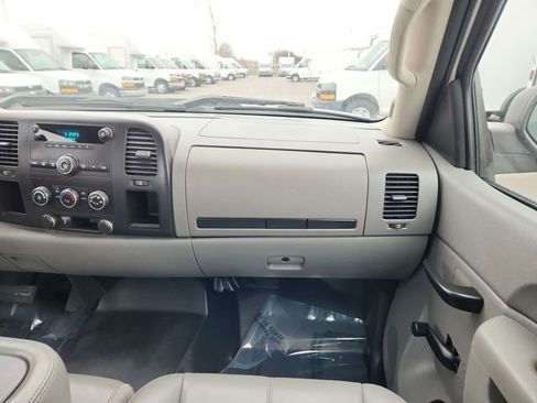 Used 2013 GMC Sierra 2500 W/T image 23