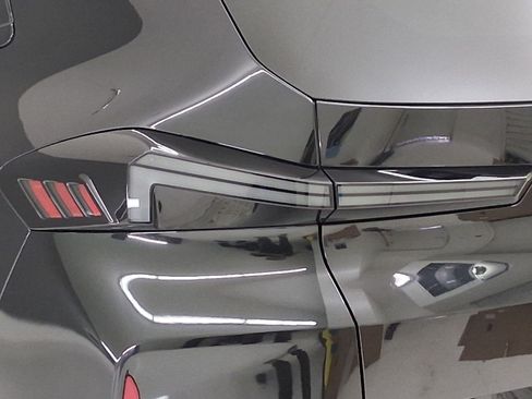 Certified 2023 BMW XM AWD/4WD image 11