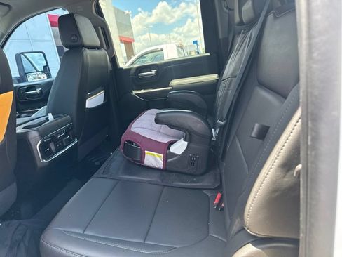 Used 2020 Chevrolet Silverado 2500 LTZ w/ LTZ Plus Package RWD image 10