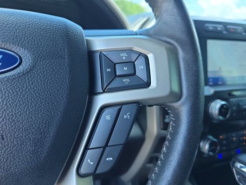 Used 2020 Ford F150 Lariat w/ Equipment Group 502A Luxury AWD/4WD image 24