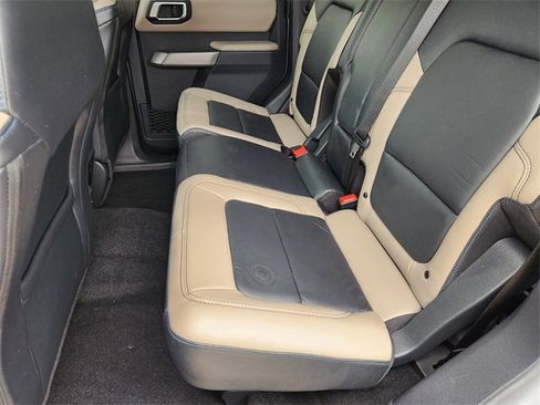 Used 2023 Ford Bronco Wildtrak image 13