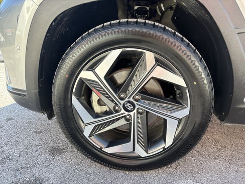 Used 2024 Hyundai Tucson Limited image 11
