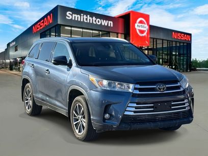 Used 2019 Toyota Highlander XLE