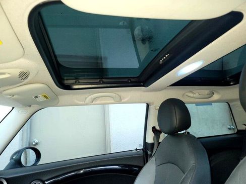 Used 2010 MINI Cooper S image 22