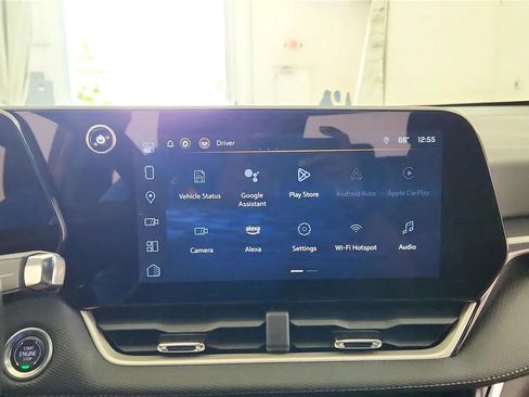 Used 2025 Chevrolet Equinox LT w/ Safety and Technology Package FWD image 16