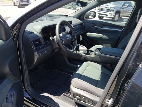 New 2026 GMC Terrain AT4 w/ Convenience Package III image 9