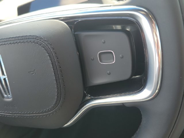 Certified 2024 Lincoln Nautilus Premier w/ Jet Appearance Package AWD/4WD image 25