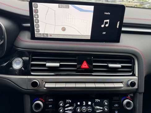 Used 2025 Genesis G70 3.3T Advanced w/ Sport Prestige Package image 28