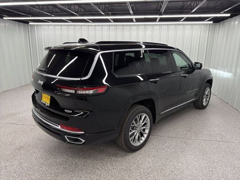 New 2025 Jeep Grand Cherokee L Summit image 5