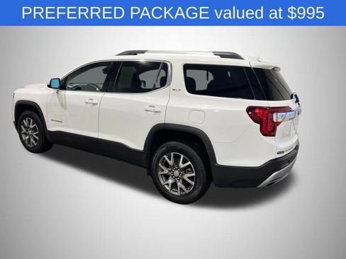 Used 2023 GMC Acadia SLT w/ Preferred Package image 3