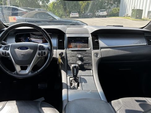 Used 2013 Ford Taurus SEL FWD image 29