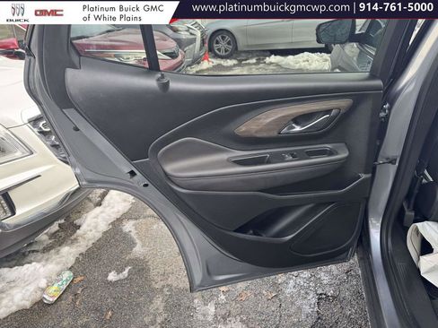 Used 2023 GMC Terrain Denali image 11