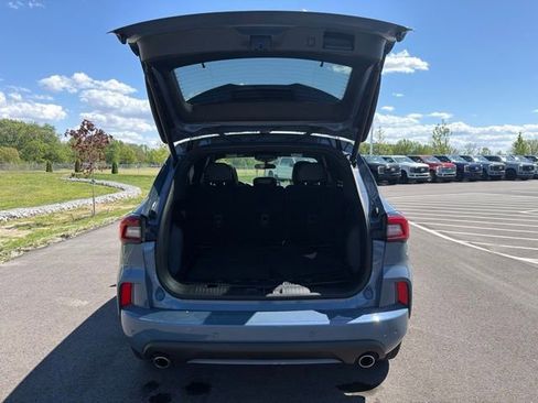 Used 2024 Ford Escape ST-Line w/ Tech Pack #1 FWD image 10
