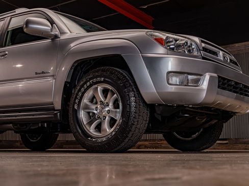 Used 2005 Toyota 4Runner Sport RWD image 11