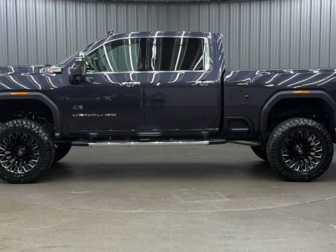 Used 2026 GMC Sierra 3500 Denali w/ Denali Reserve Package AWD/4WD image 2